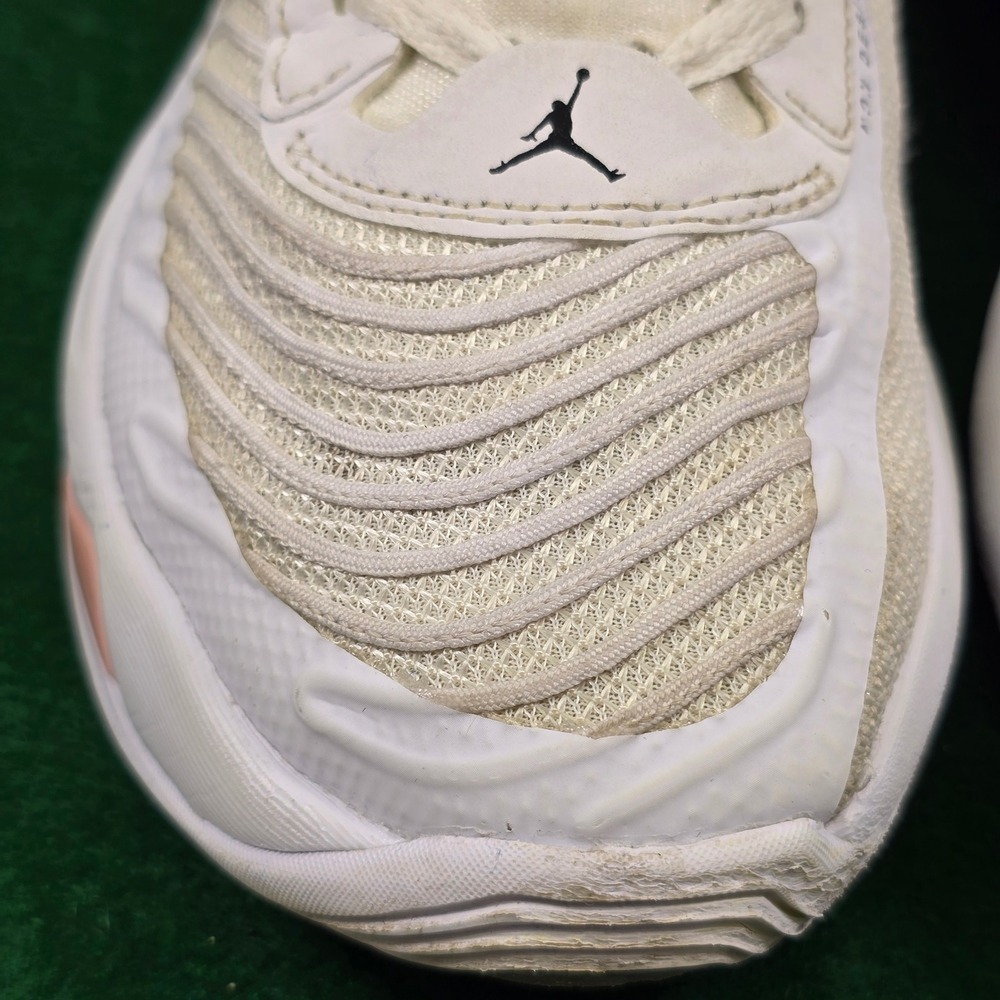 Jordan Luka 1 Basketball Shoes Mens 7 White Arctic/Orange DN1771-106
Logo Sports - Picture 10 of 12